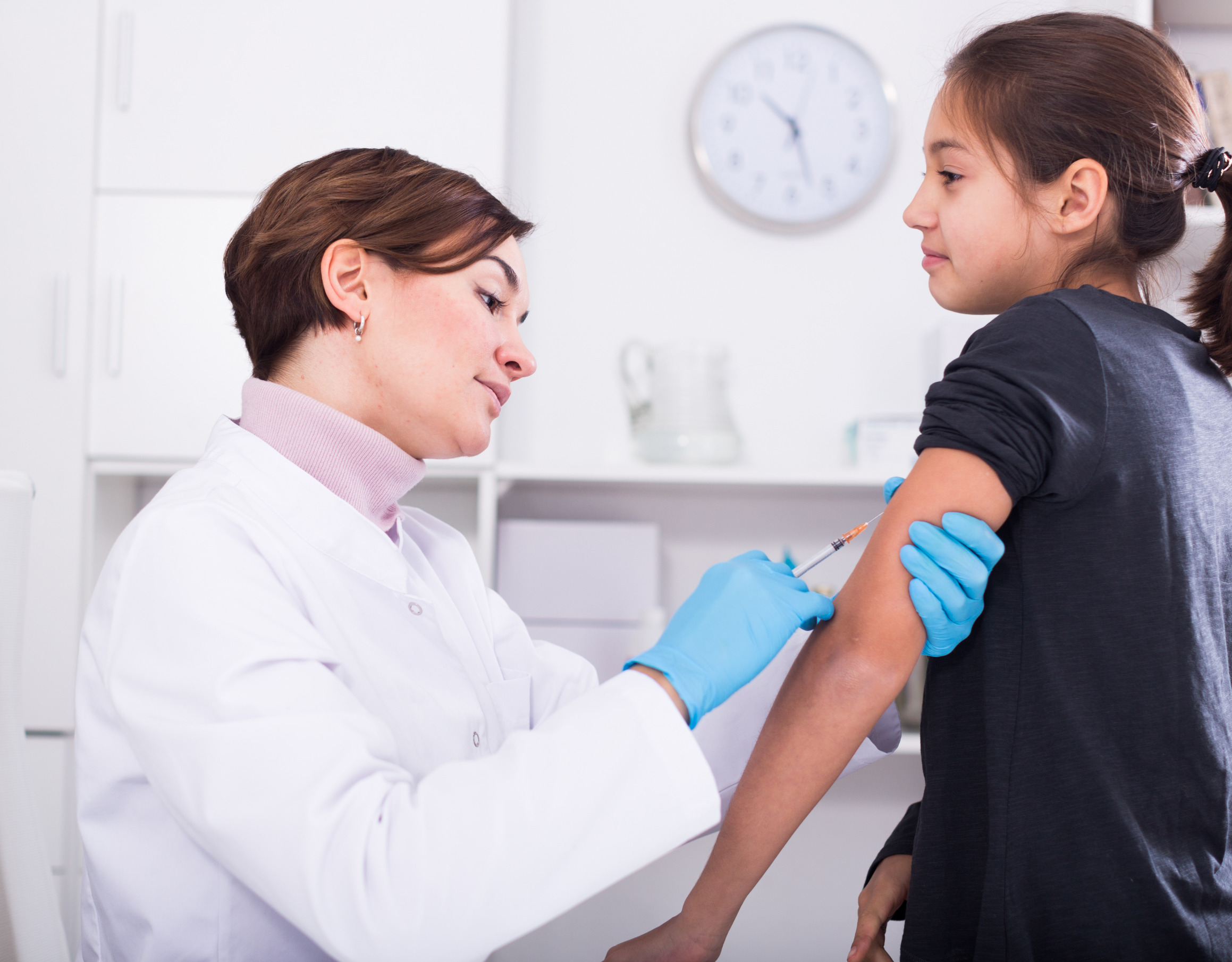 Ruszają zapisy na szczepienia chłopców i dziewczynek przeciw HPV
