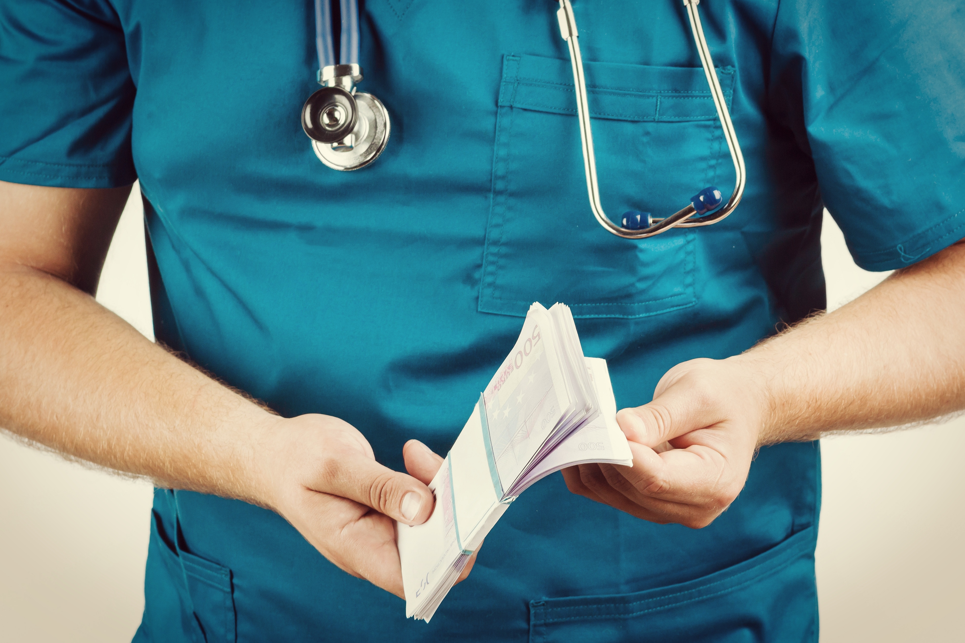 OZPSP o podwyżkach płac: Wybrany mechanizm nie zrekompensuje strat