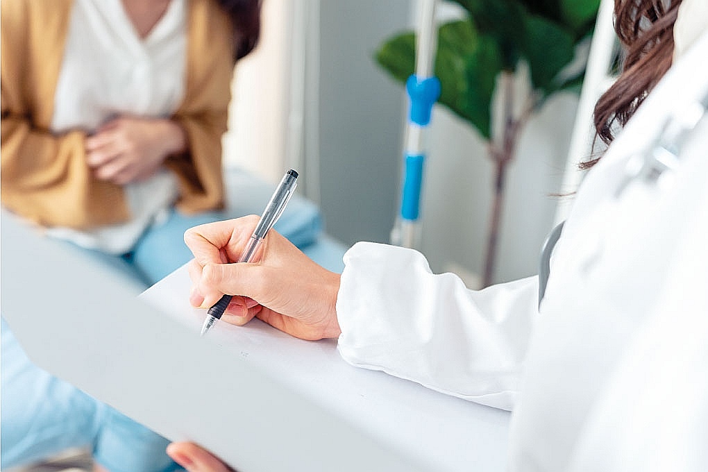 Co w praktyce lekarza zmienia nowy standard organizacyjny leczenia bólu