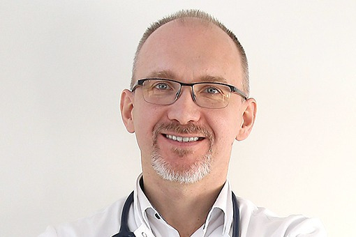 Dr Dąbrowiecki: W Polsce tylko 10 proc. pacjentów z astmą ciężką jest leczonych biologicznie