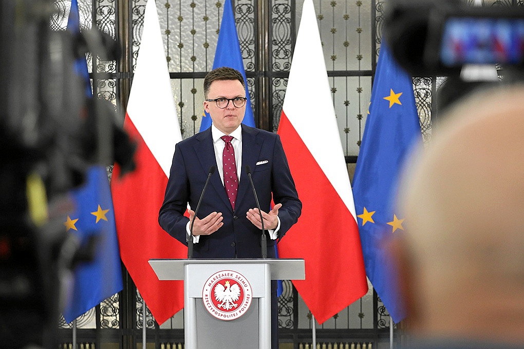 Jeden rząd – cztery projekty