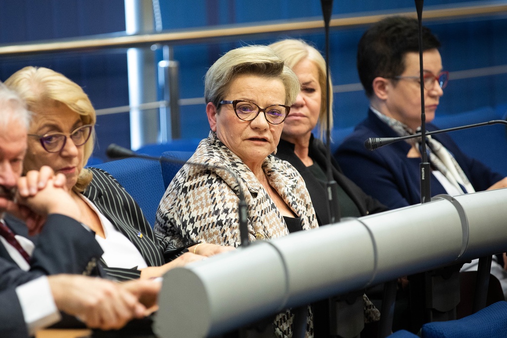 Kształcimy tysiące pielęgniarek, ale system ich nie chce