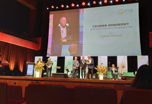 Prof. Roman Nowicki członkiem honorowym PTA