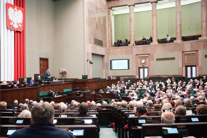 Sejm uchwalił nowelizację ustawy o CMKP