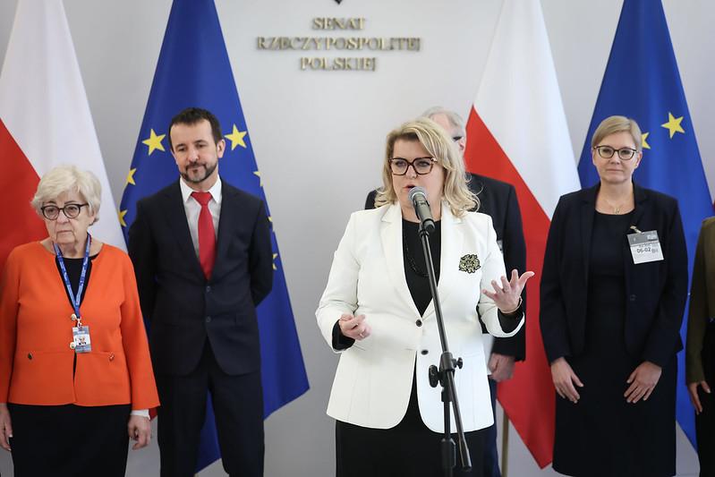 W Senacie o potrzebie uelastycznienia opieki w programach lekowych