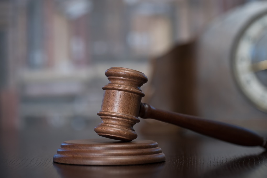 24-latek odpowie przed sądem za atak na ratowników medycznych
