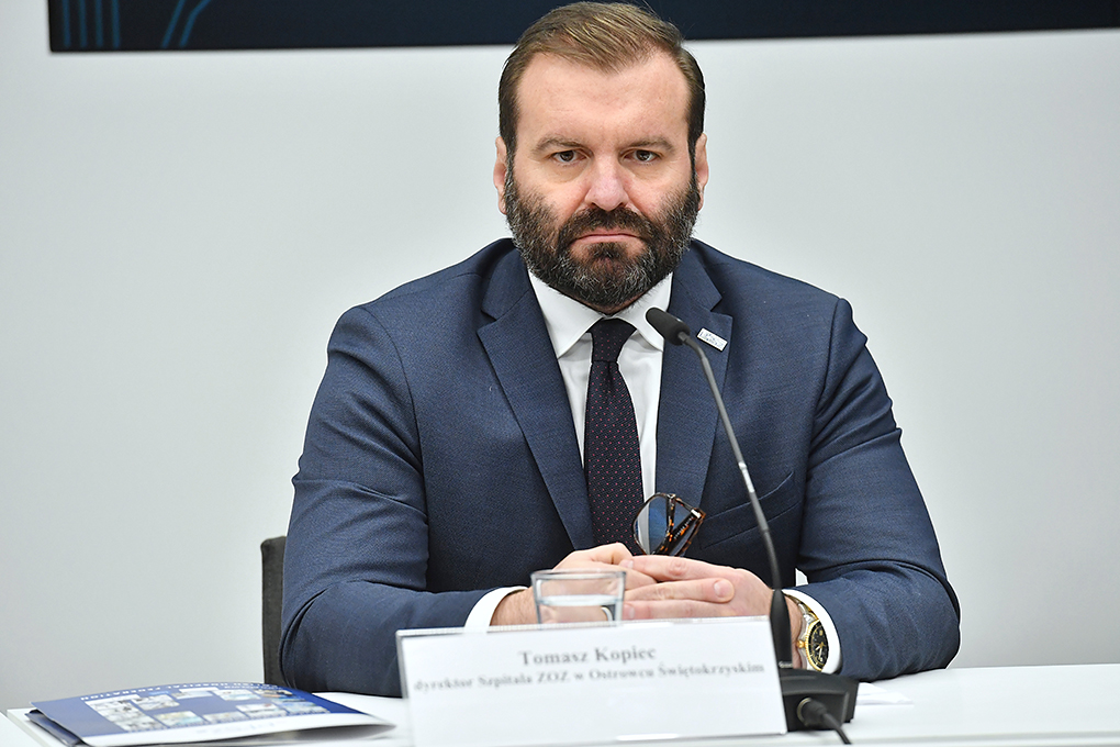 11 mln zł – tyle NFZ powinien zapłacić szpitalowi przy Czerniakowskiej