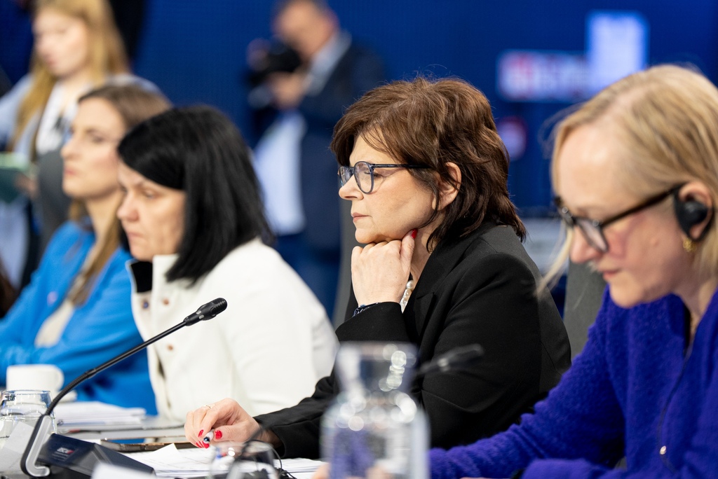 W każdym głosie ministra zdrowia słychać pacjenta ►