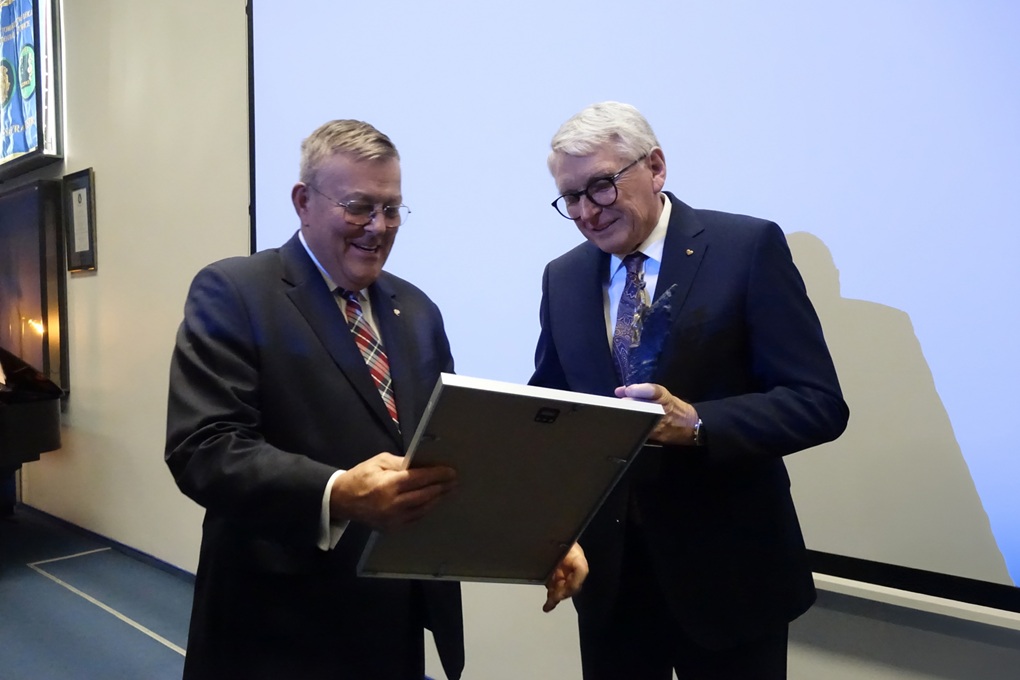 Prof. Andrzej Bochenek uhonorowany Wawrzynem Lekarskim