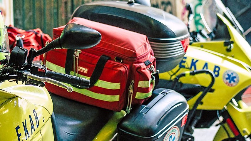 Ratownicy na motocyklach