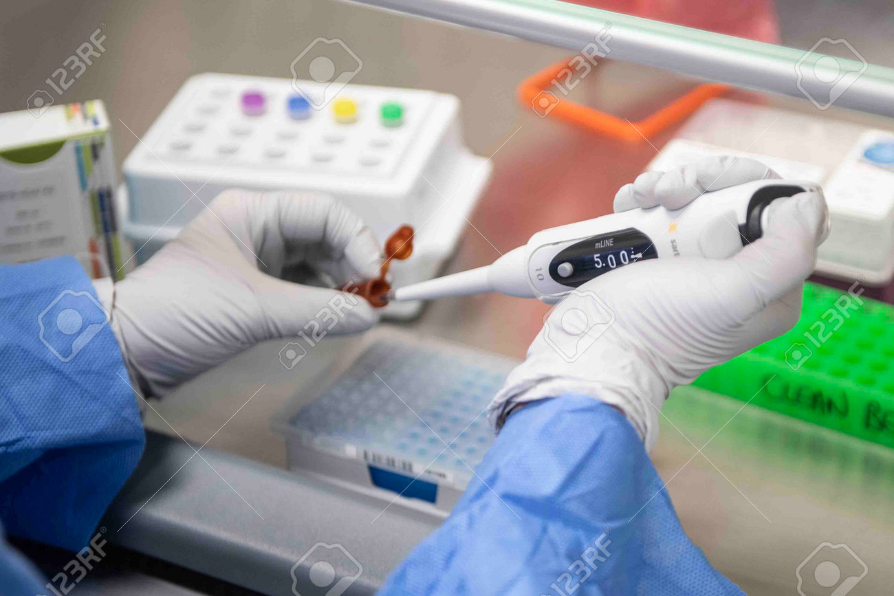 Zespół Sjögrena – iguratimod rzuca wyzwanie hydroksychlorochinie