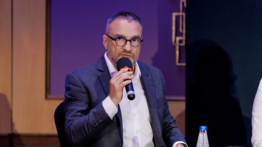 System pocięty na kawałki