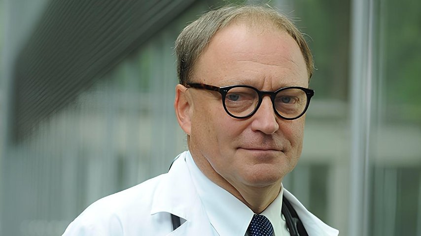 Prof. Andrzej Januszewicz z...