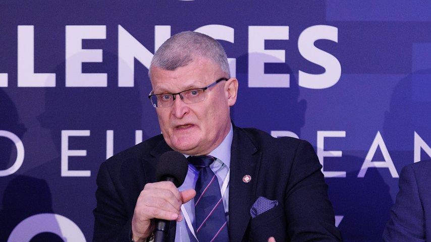 Szczepienia przeciwko HPV u...