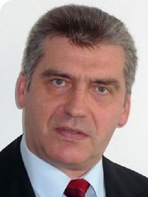 Cezary Kowalewski