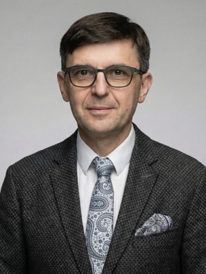 Ernest Kuchar