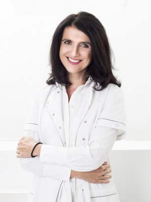 Alina Kuryłowicz, prof. CMKP