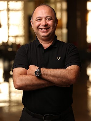 Cem Yilmaz