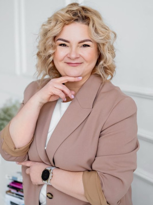Maja Nowacka-Kłos